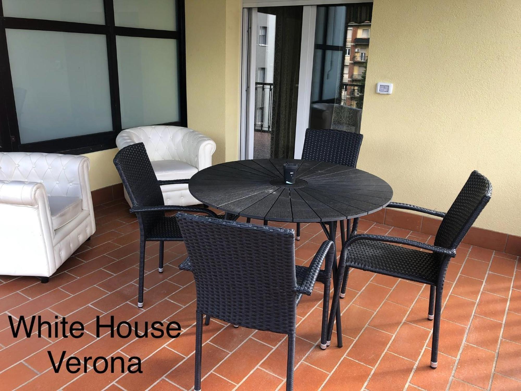 White House Apartamento Verona Exterior foto