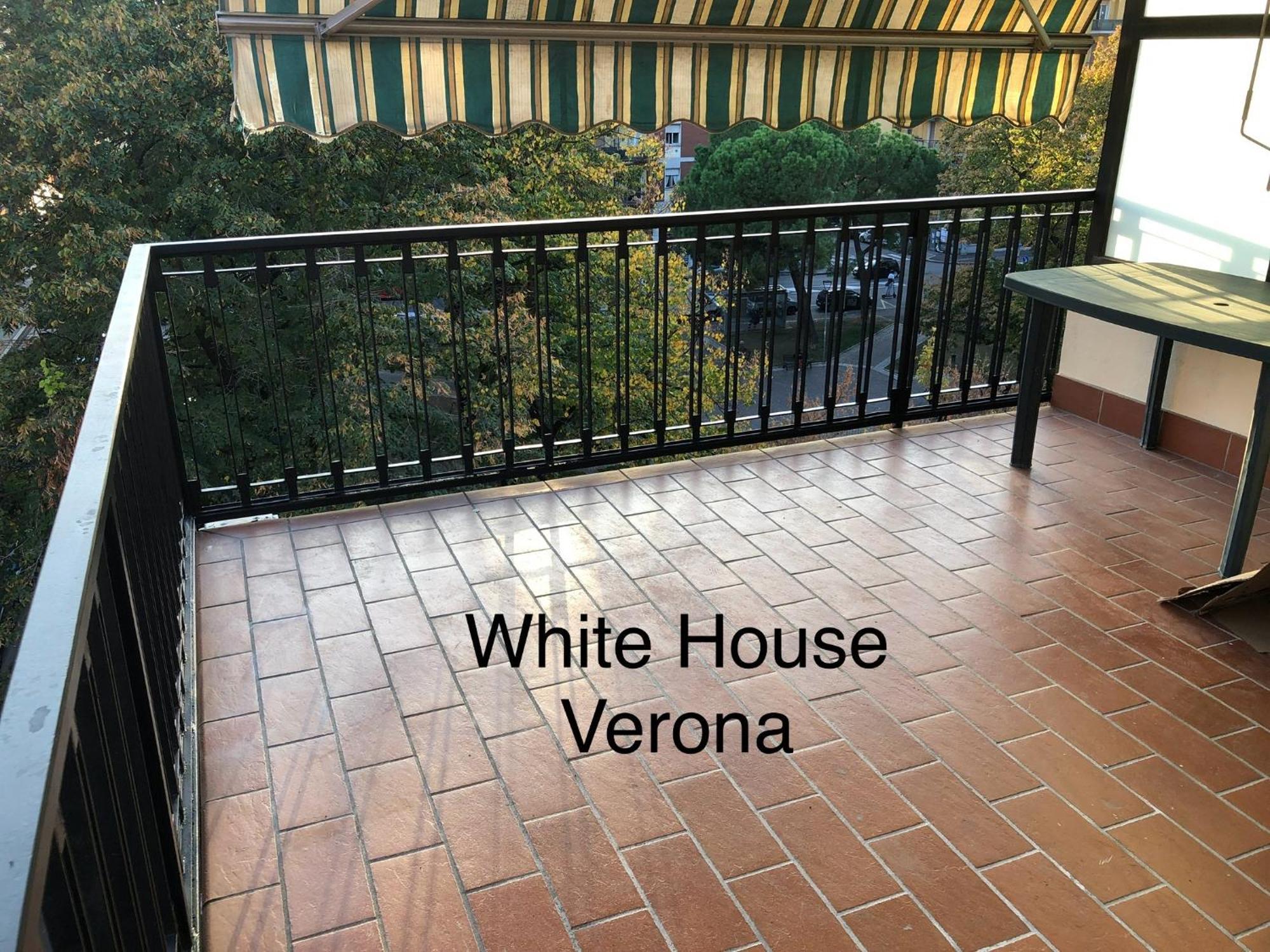 White House Apartamento Verona Exterior foto